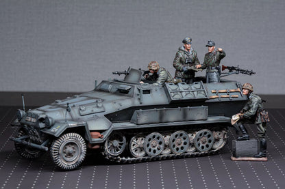 XH251BG Schützenpanzerwagen Sd.Kfz. 251 (out of stock)